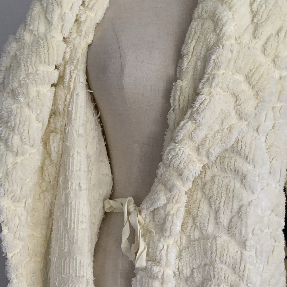 Norm Thompson Chenille Robe - Picture 4 of 8